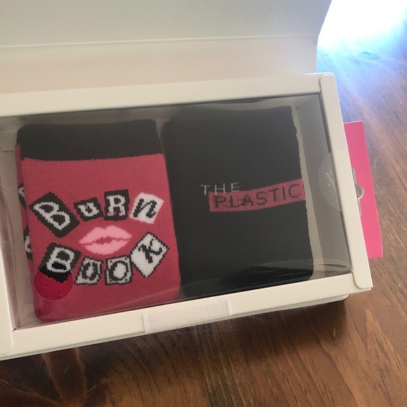 Mean Girls- 2 Pairs of NEW in Package socks - Picture 2 of 4